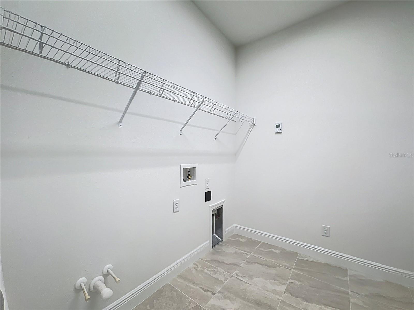 4214 Sea Marsh Pl Property Photo 41