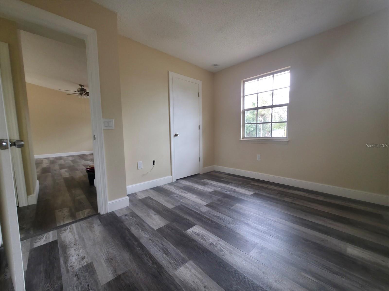 12091 Crossgate Ave Property Photo 10