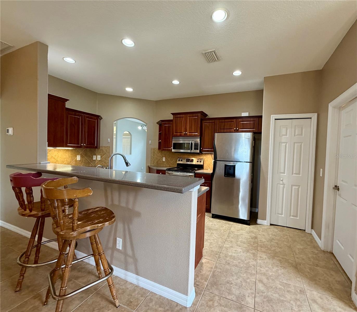 1204 S San Mateo Dr Property Photo 19