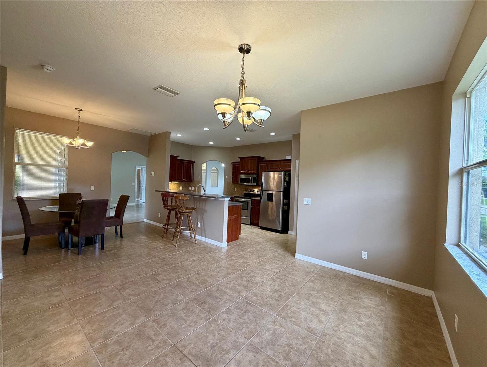 1204 S San Mateo Dr Property Photo 22