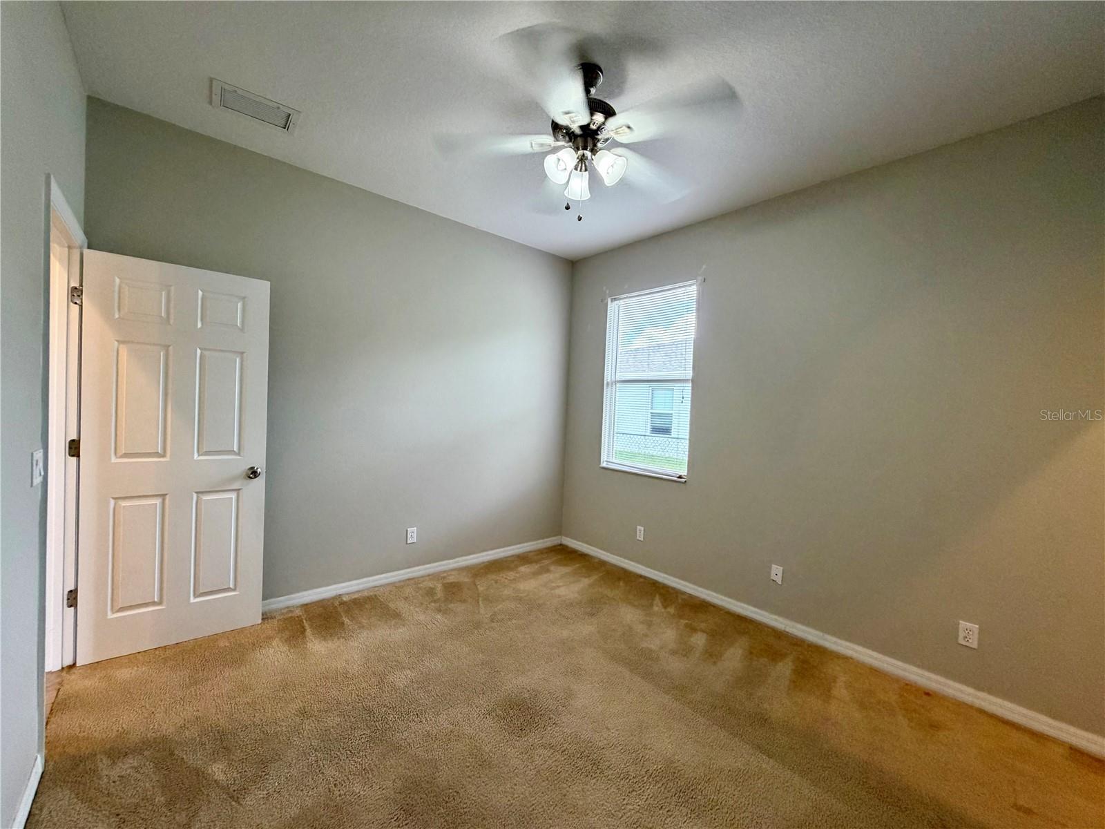 1204 S San Mateo Dr Property Photo 28