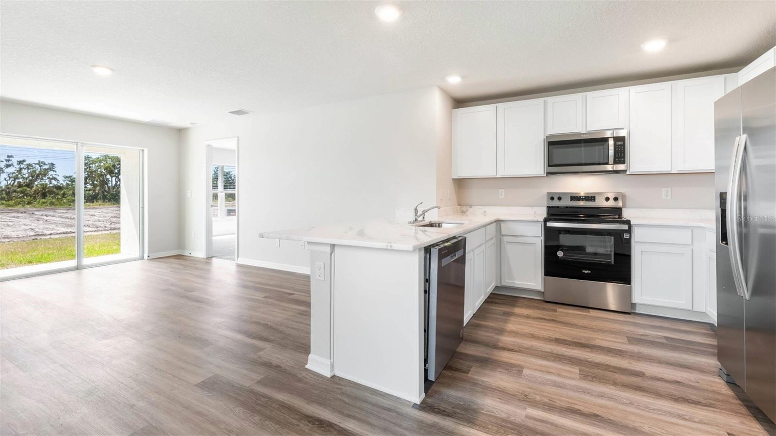 8820 Clear View St Property Photo 4