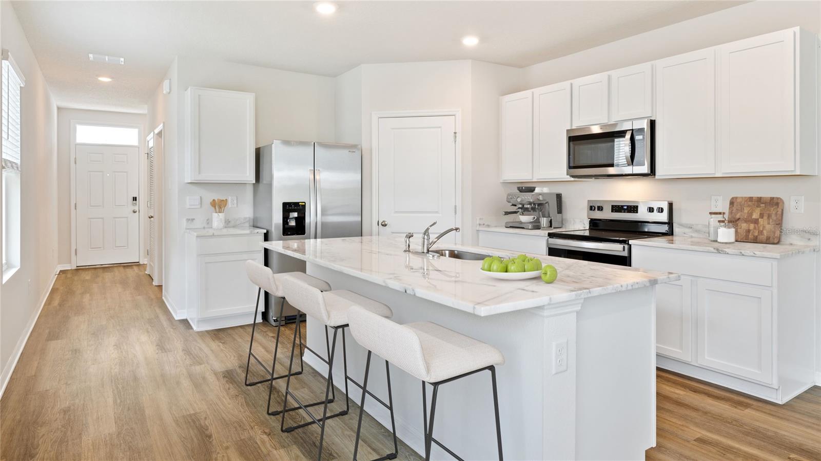 8821 Clear View St Property Photo 3