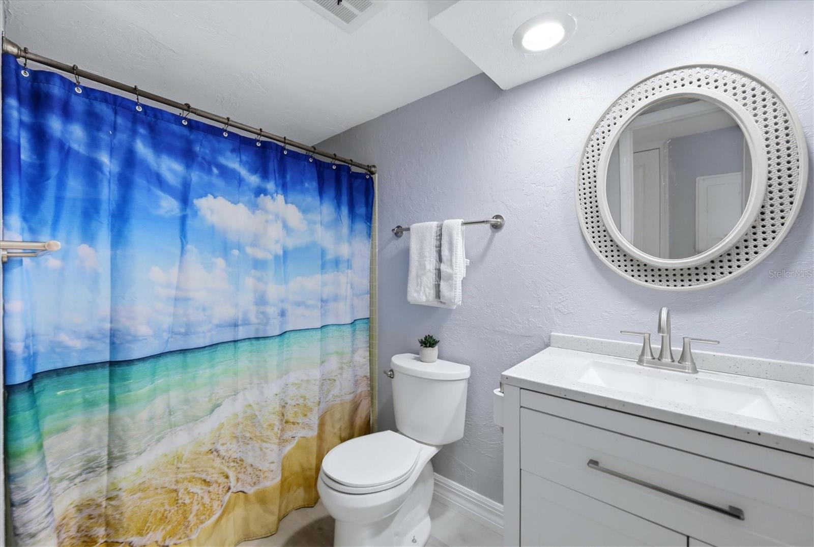 2223 Beneva Ter #2222 Property Photo 13