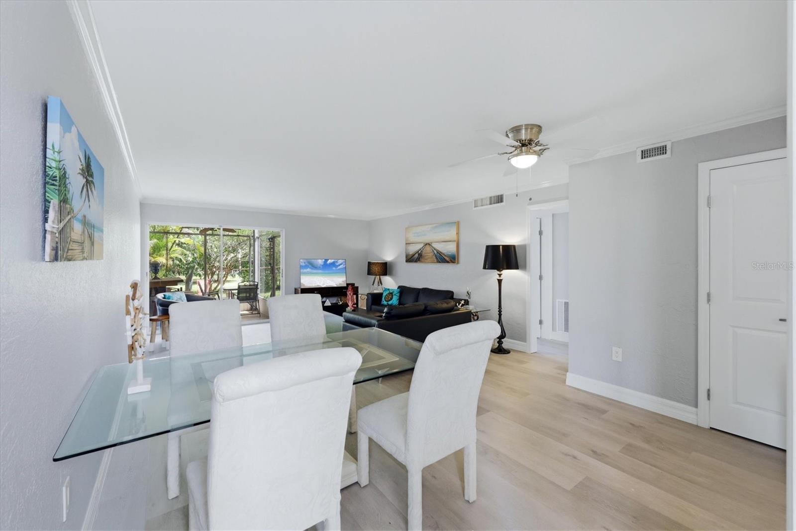 2223 Beneva Ter #2222 Property Photo 17