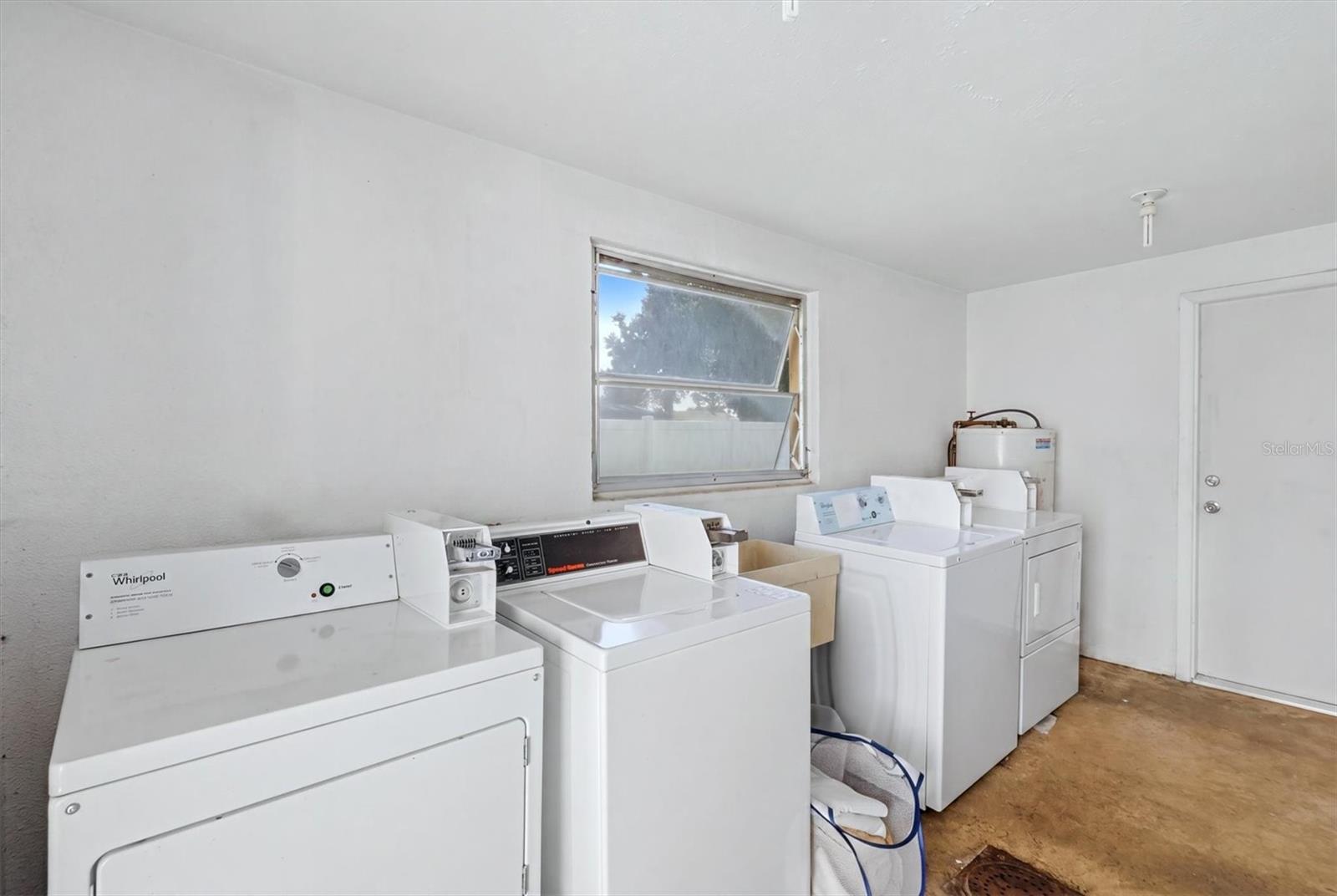 2223 Beneva Ter #2222 Property Photo 26