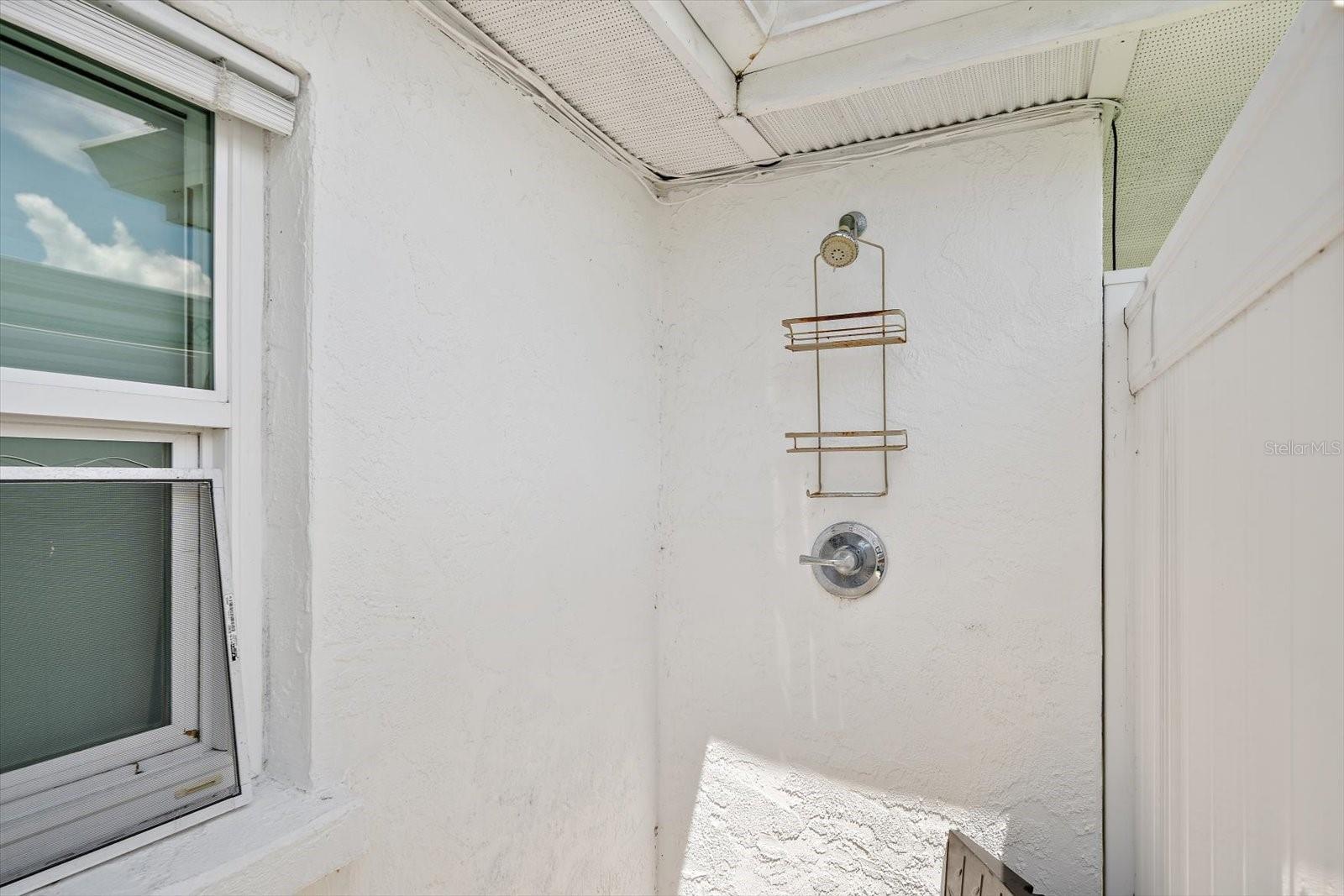 820 Spanish Dr S #. Property Photo 28