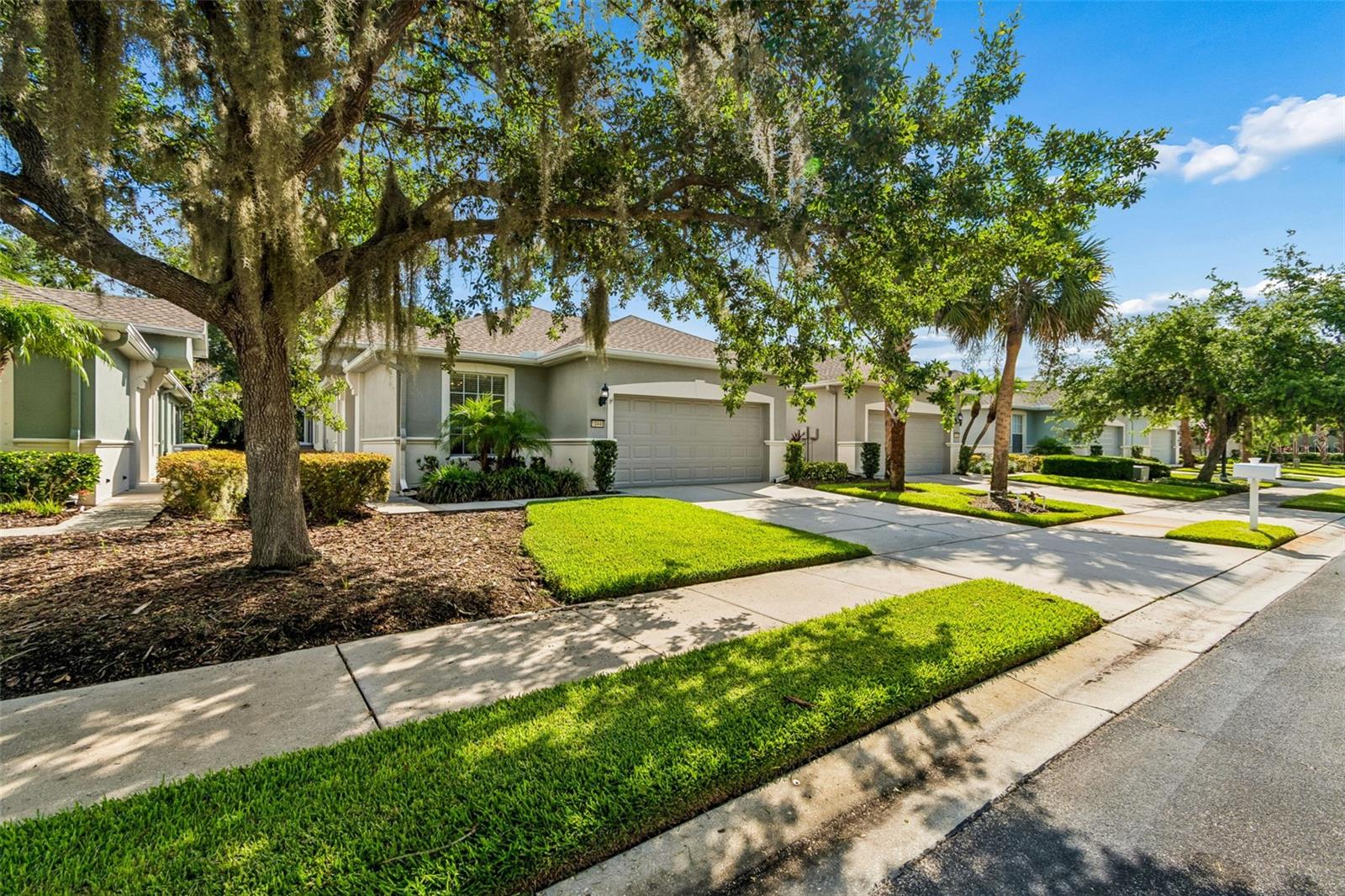 10448 48th Ct E Property Photo 2