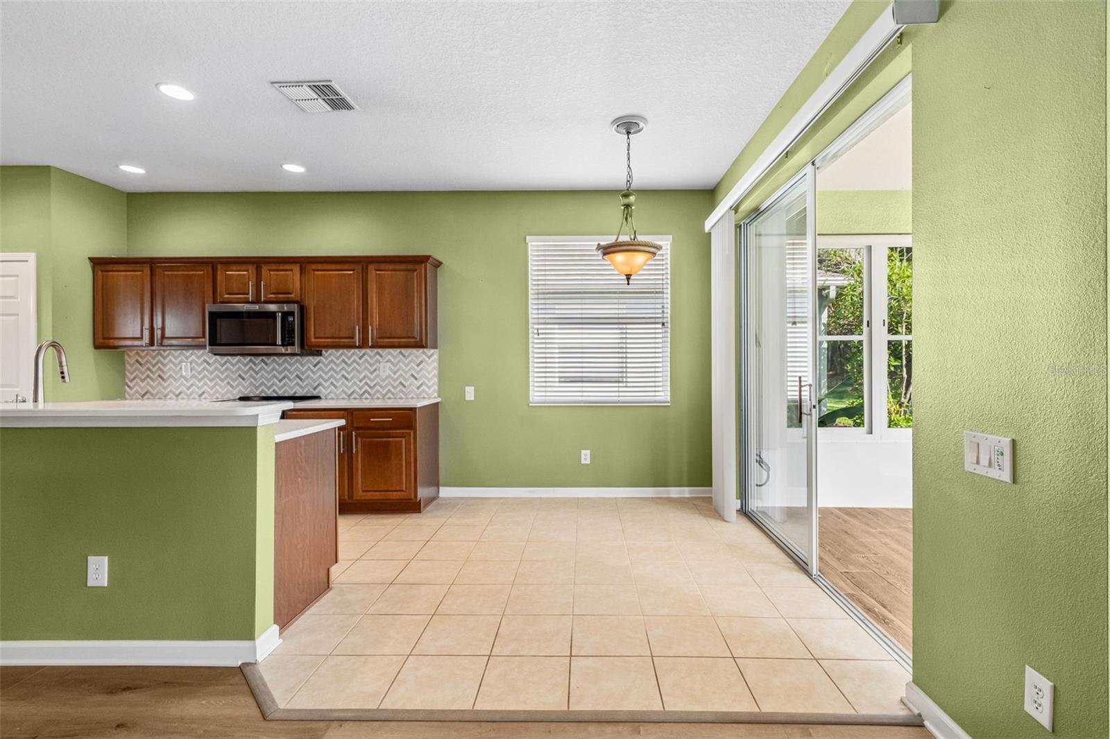 10448 48th Ct E Property Photo 15