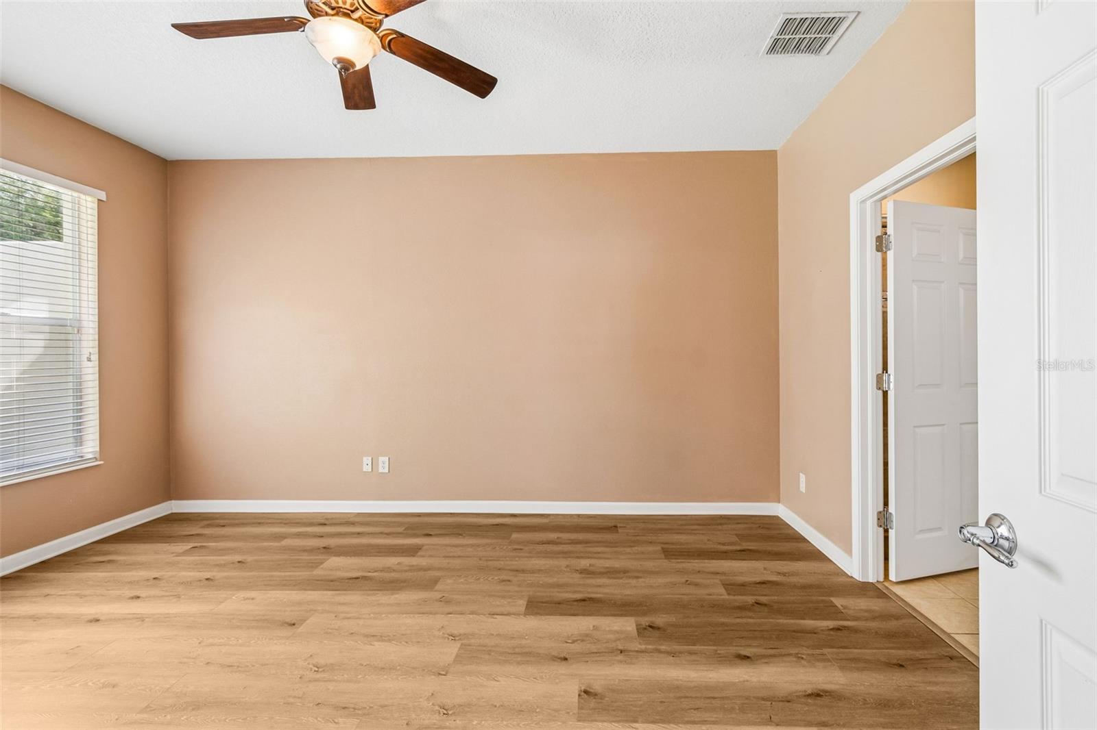 10448 48th Ct E Property Photo 20
