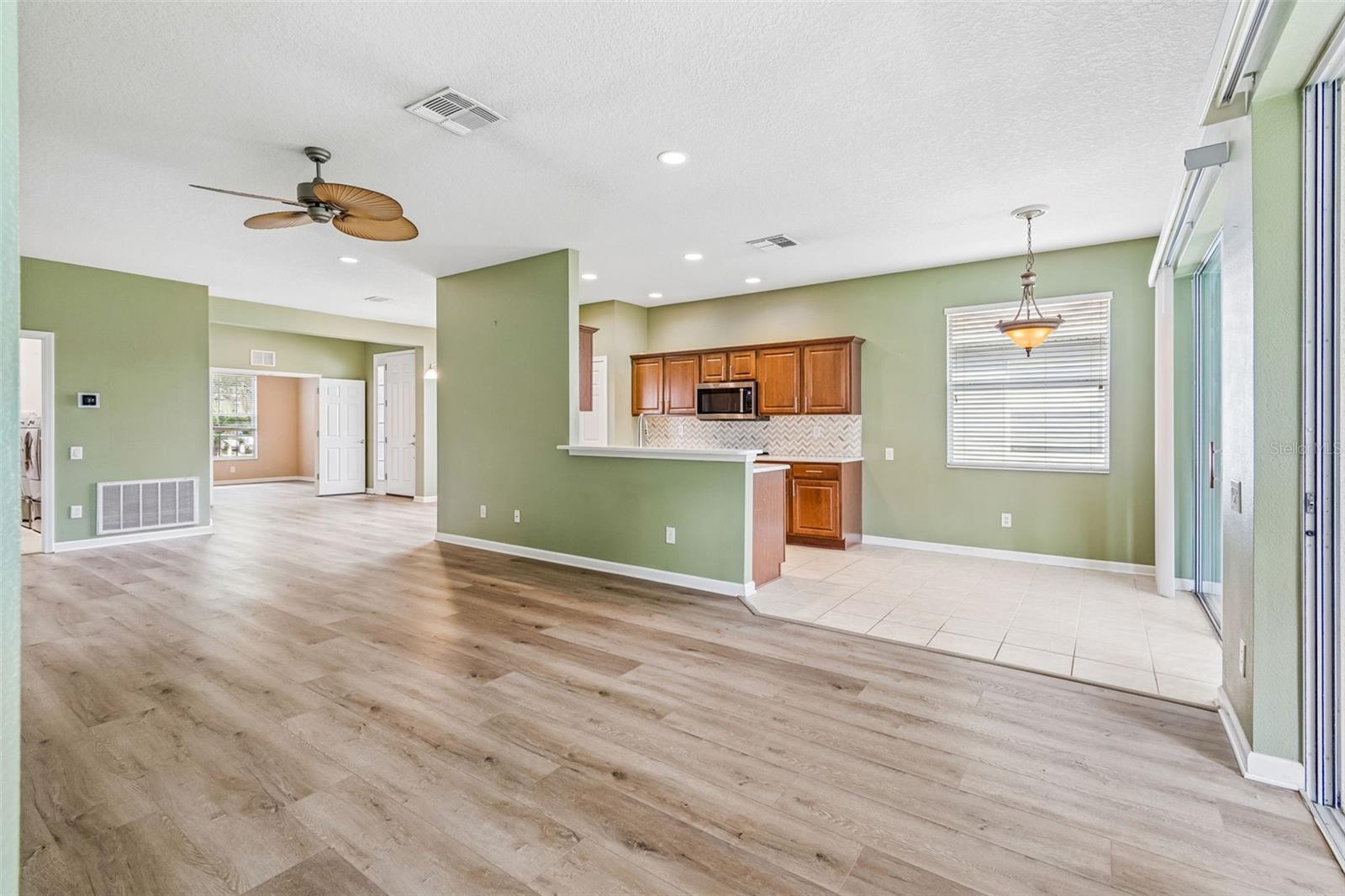 10448 48th Ct E Property Photo 27