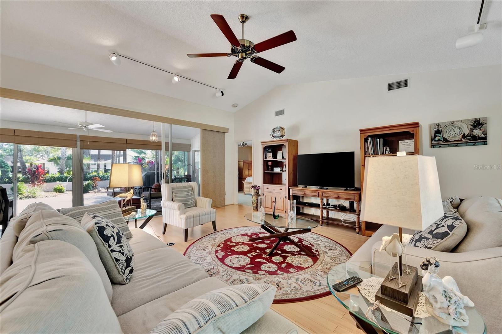 A4695402 Property Photo 10
