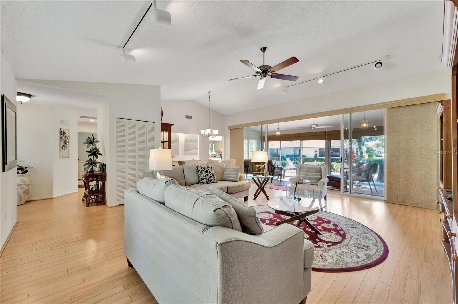 A4695402 Property Photo 15