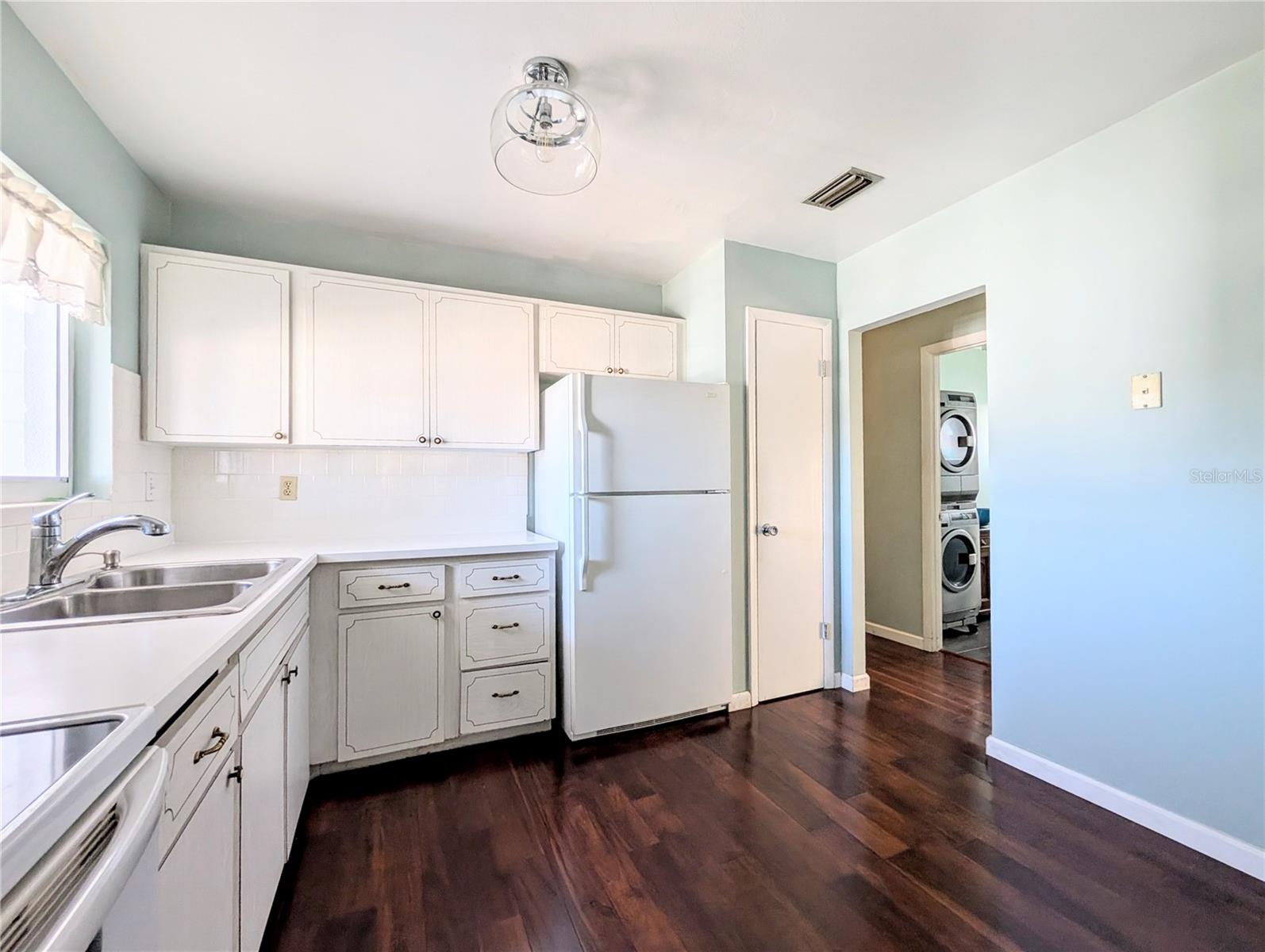5922 Garden Ln #a31 Property Photo 6