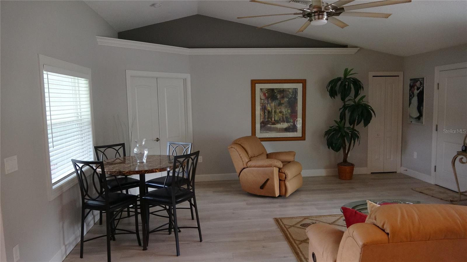A4695441 Property Photo 3