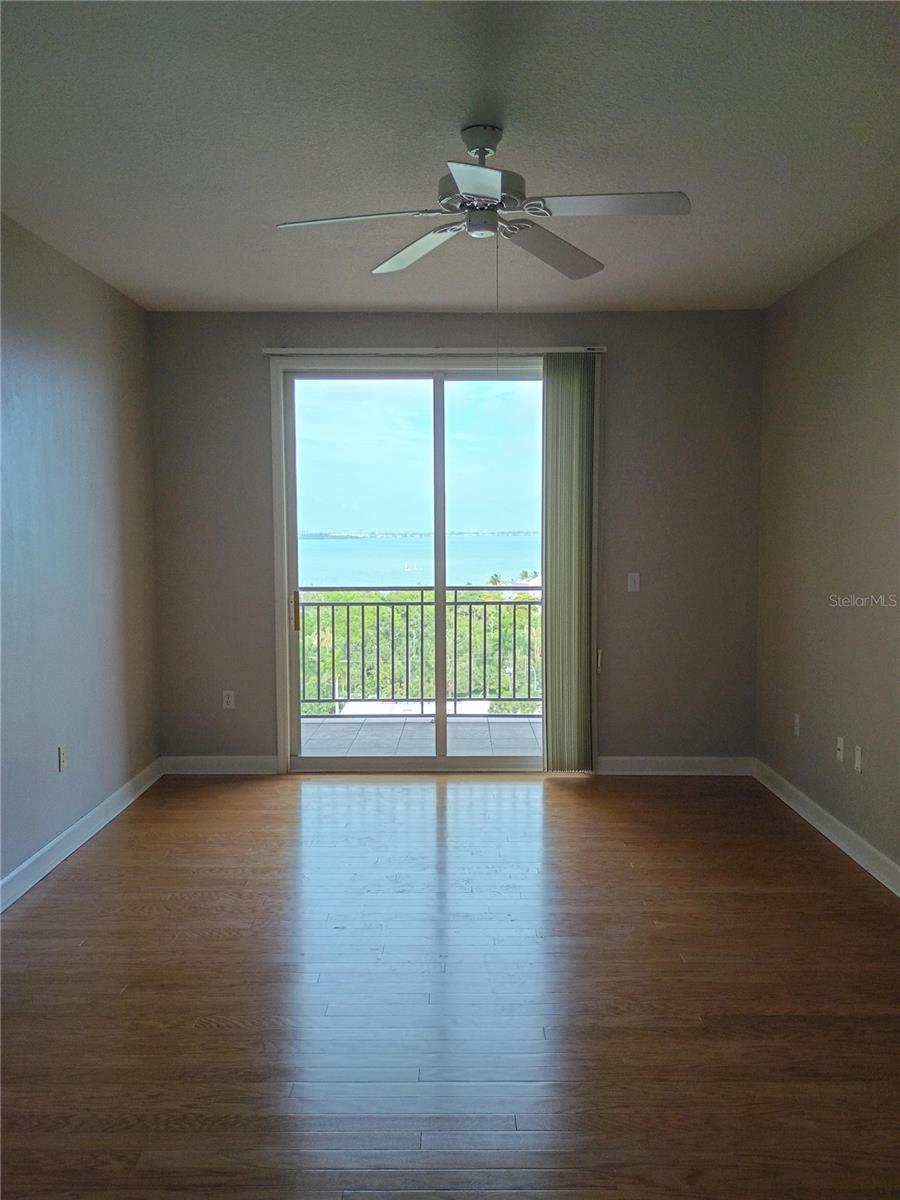 750 N Tamiami Trl #1007 Property Photo 8