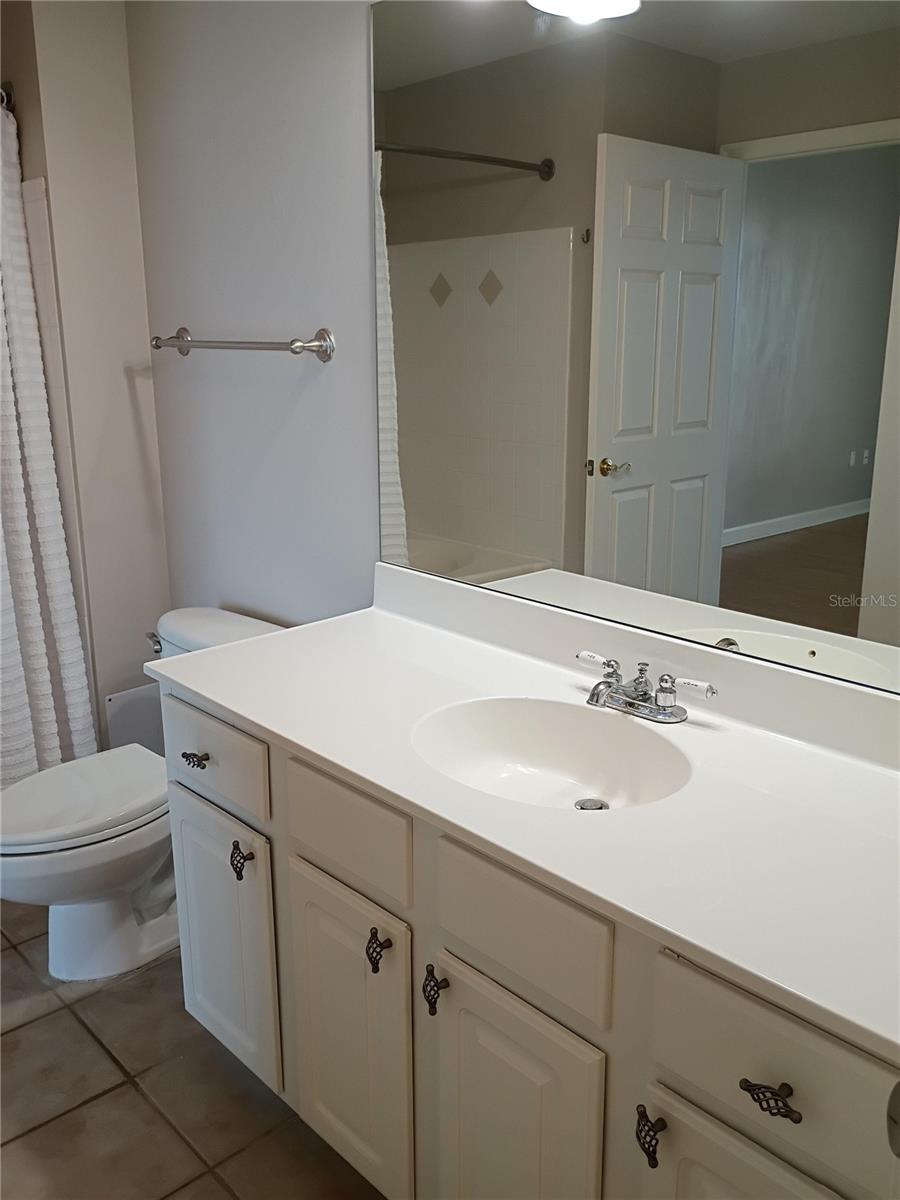 750 N Tamiami Trl #1007 Property Photo 9