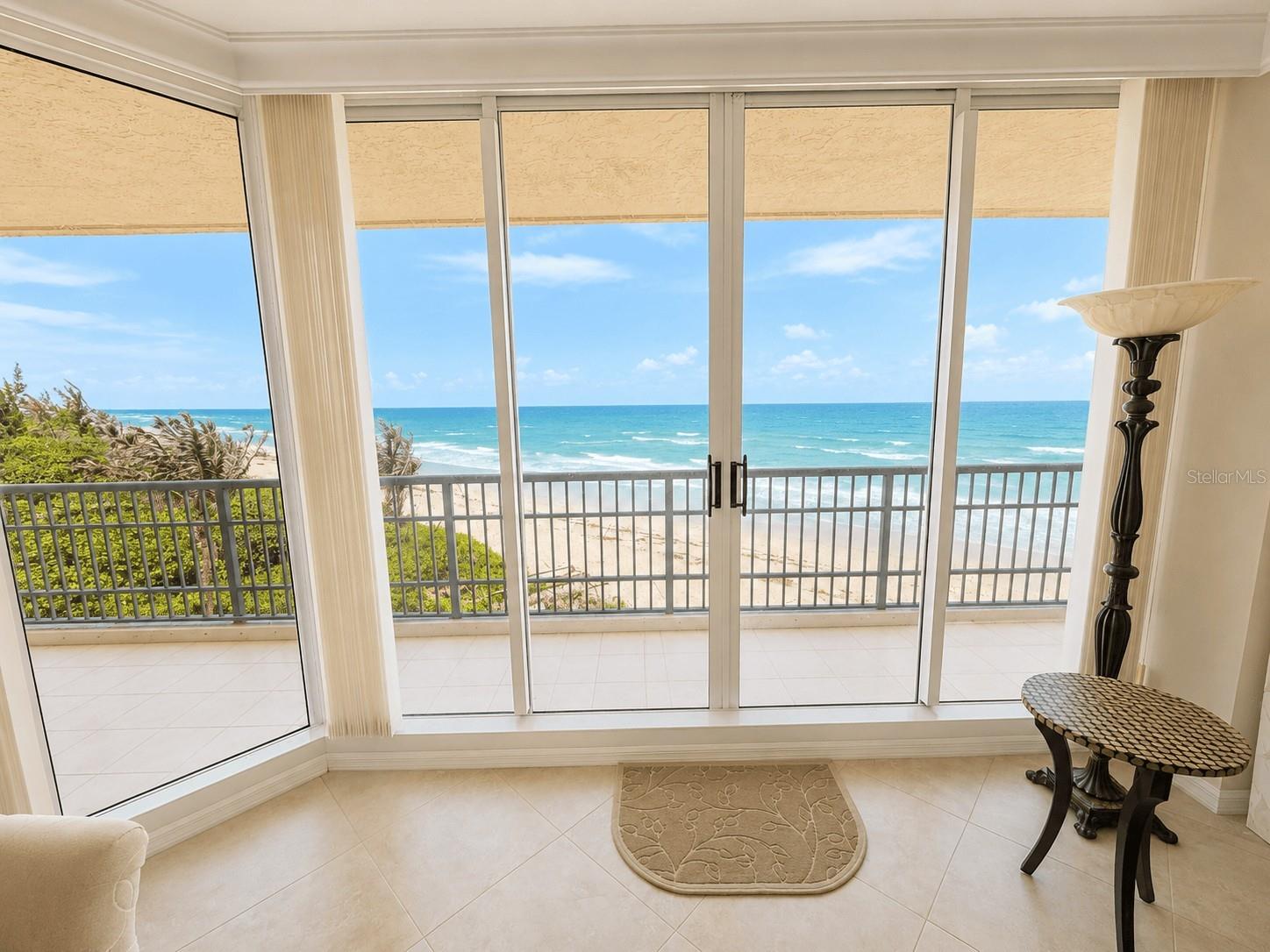 8600 S Ocean Dr #402 Property Photo 5