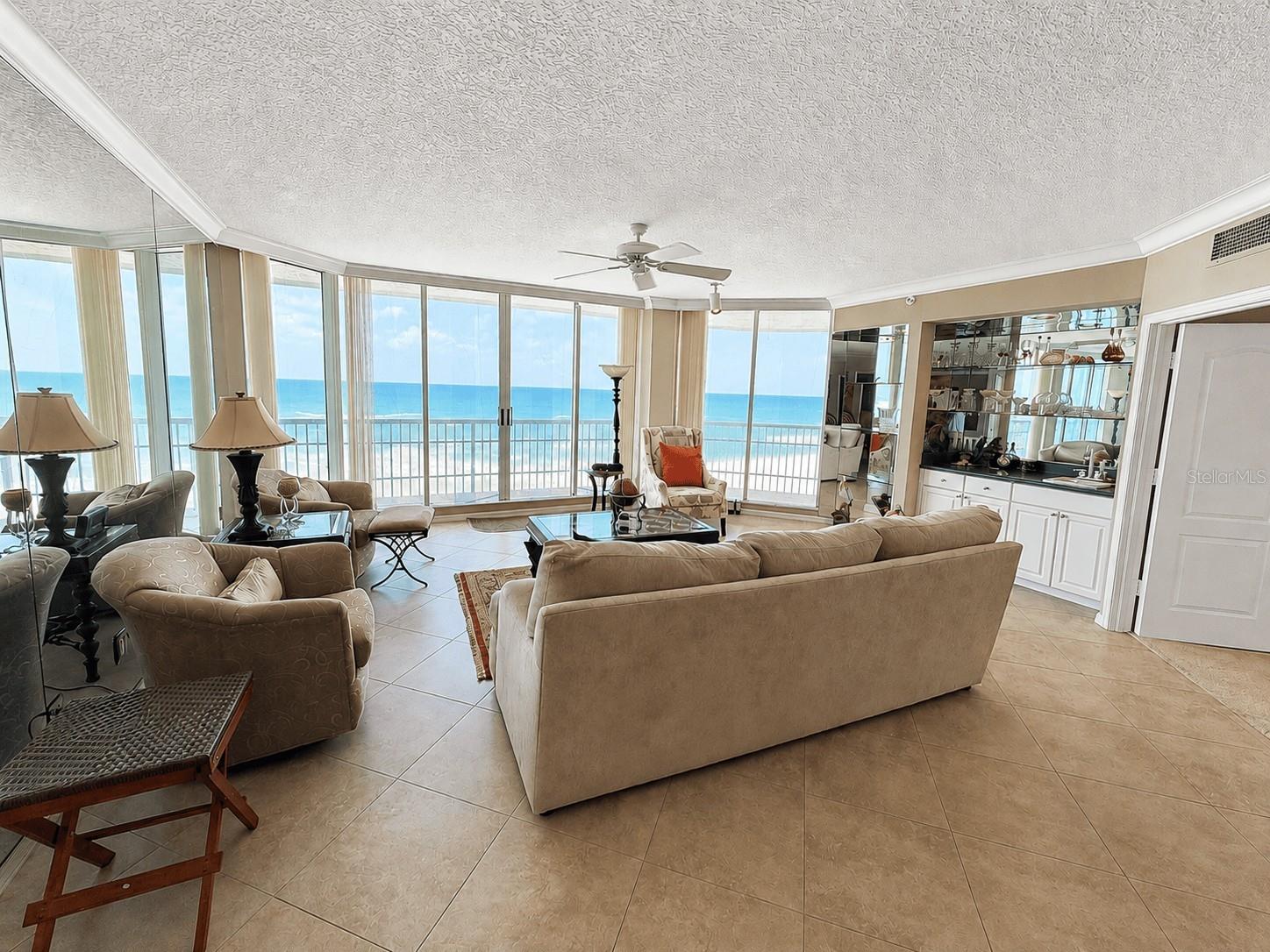 8600 S Ocean Dr #402 Property Photo 6