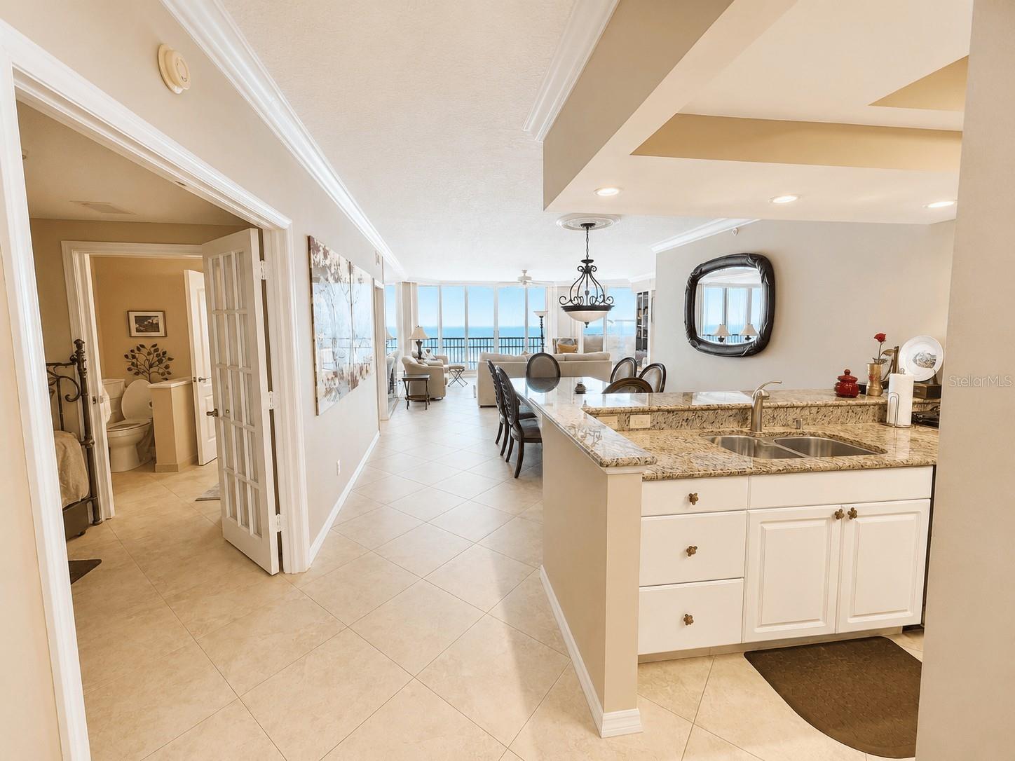 8600 S Ocean Dr #402 Property Photo 12