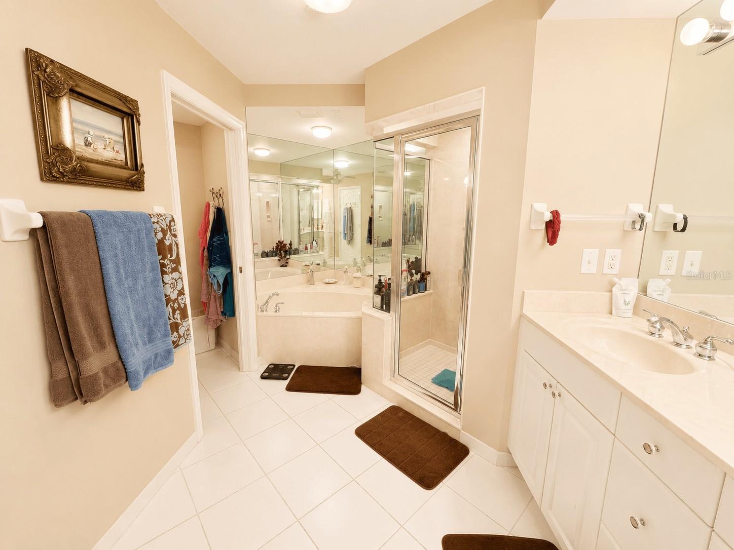 8600 S Ocean Dr #402 Property Photo 23