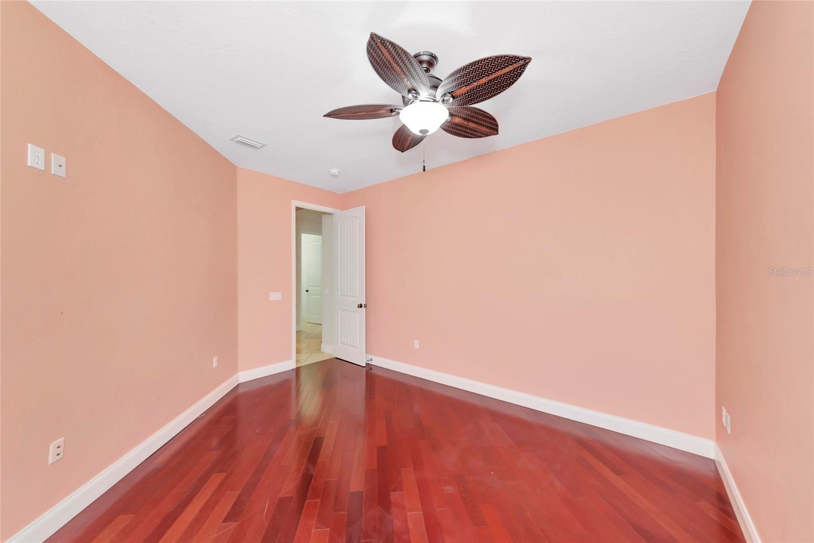 5624 Aaron Ct Property Photo 32