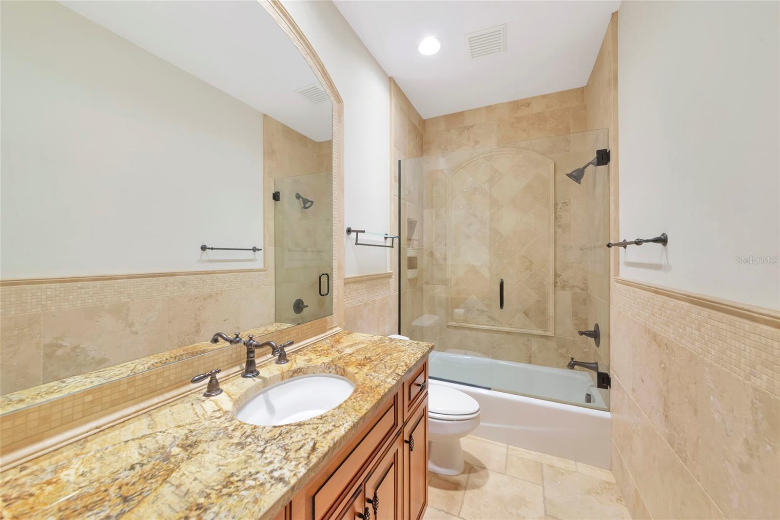 5624 Aaron Ct Property Photo 33