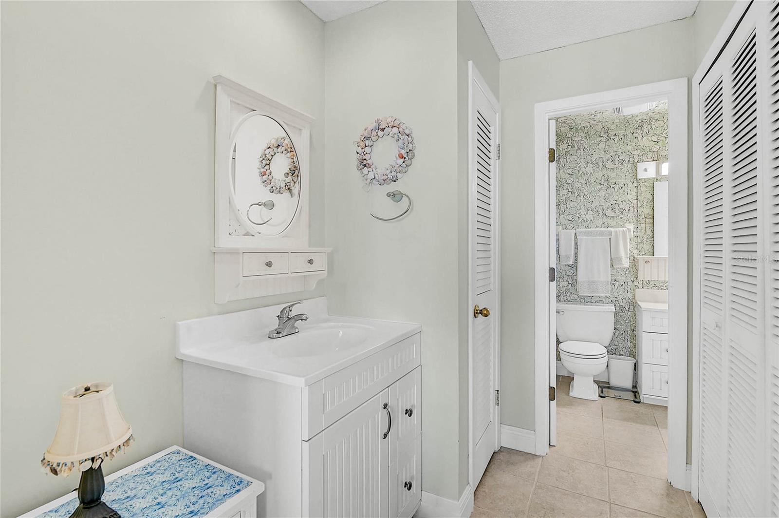 845 Benjamin Franklin Dr #402 Property Photo 13