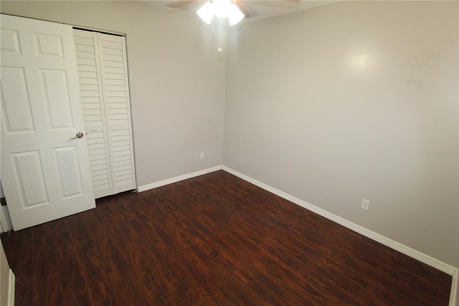 3001 Bee Ridge Rd #112 Property Photo 9