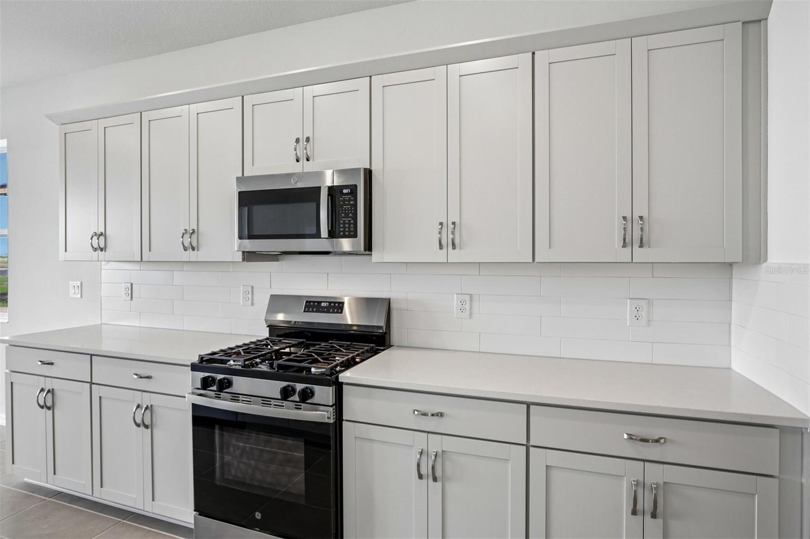 8725 Canard Cv Property Photo 10