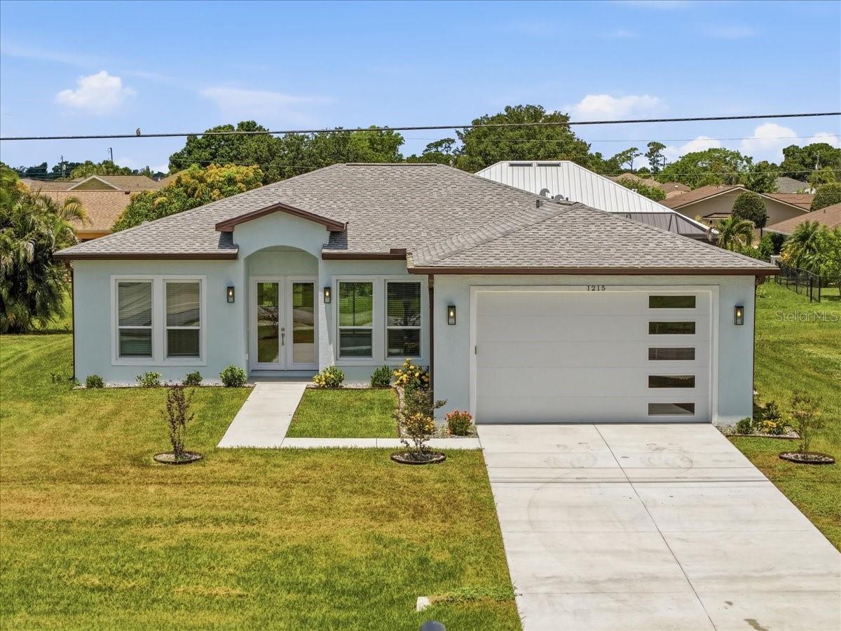 1215 Rio De Janeiro Ave Property Photo 1