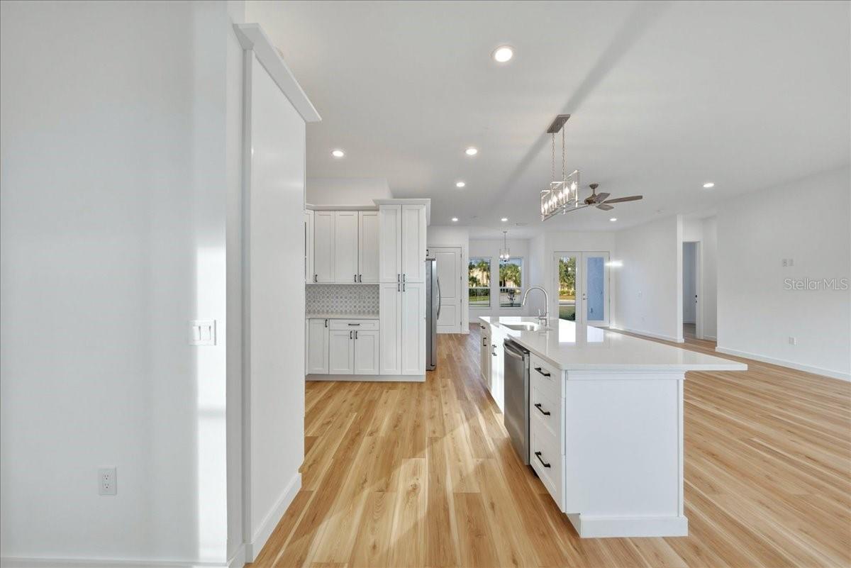 1215 Rio De Janeiro Ave Property Photo 14