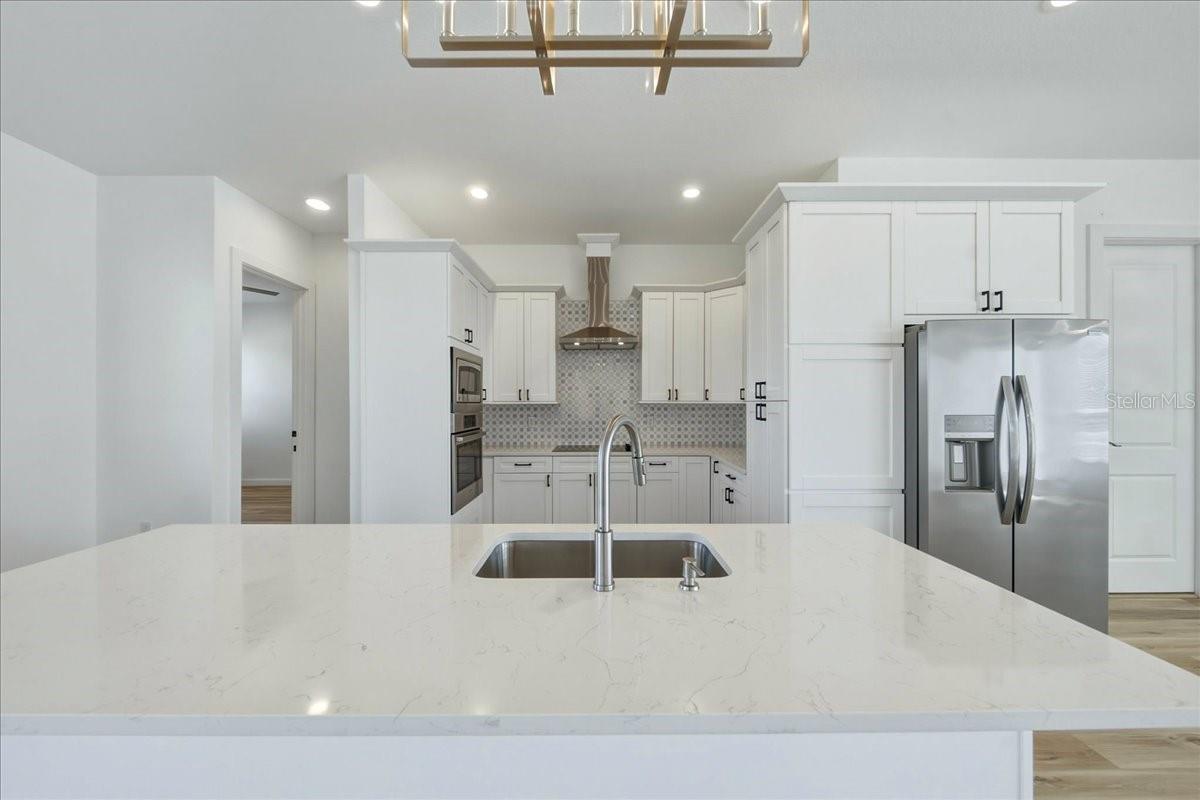 1215 Rio De Janeiro Ave Property Photo 21