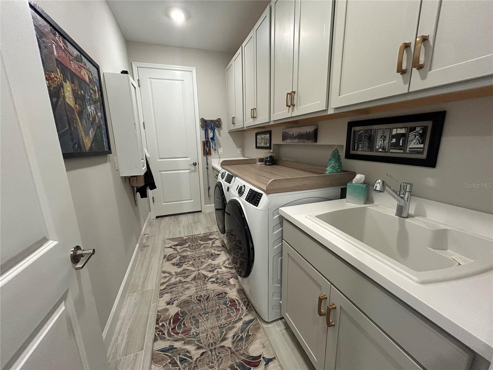 9217 Torrent Trail Property Photo 22