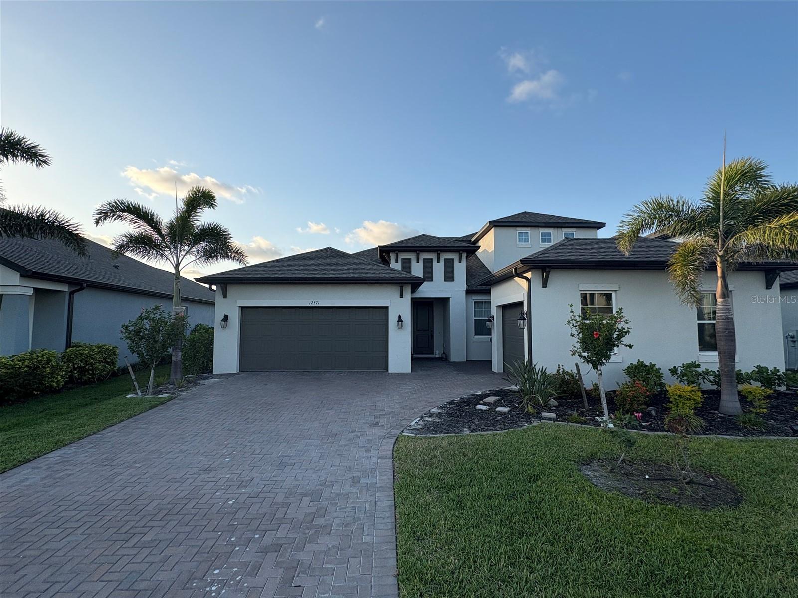 12571 Night View Dr Property Photo 1