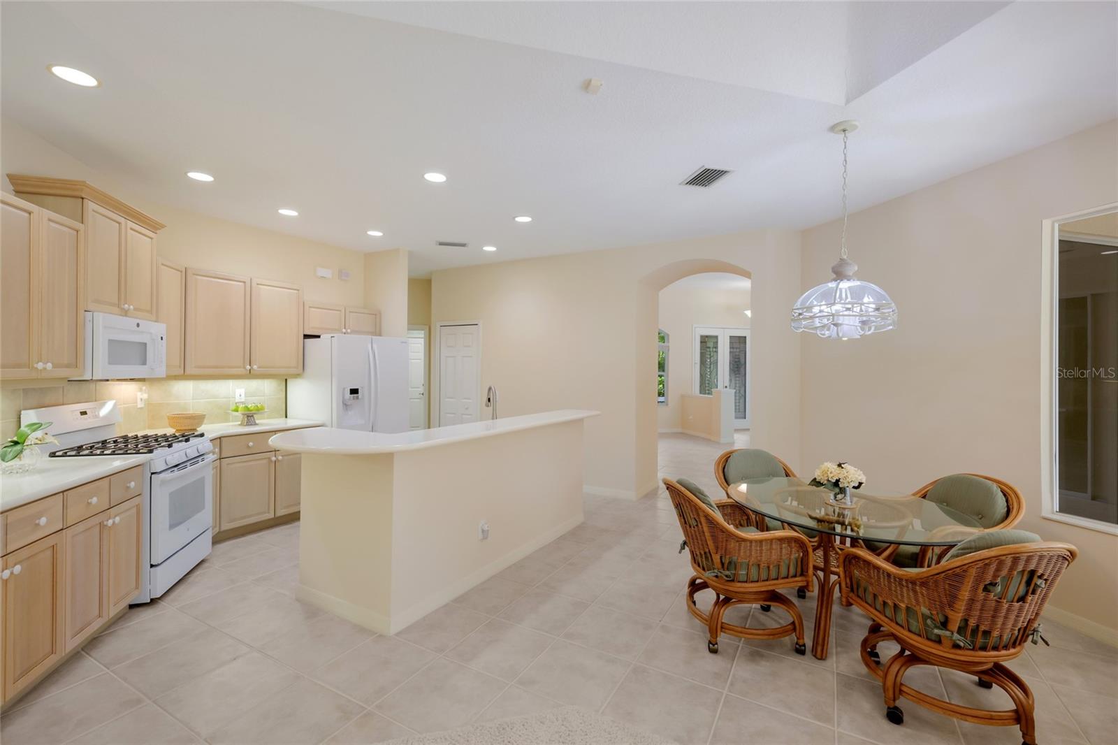8005 Waterview Blvd Property Photo 12