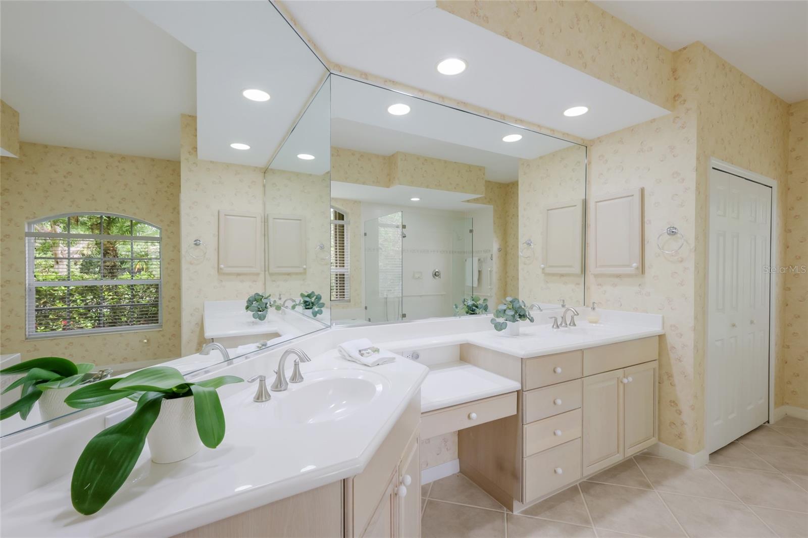 8005 Waterview Blvd Property Photo 26