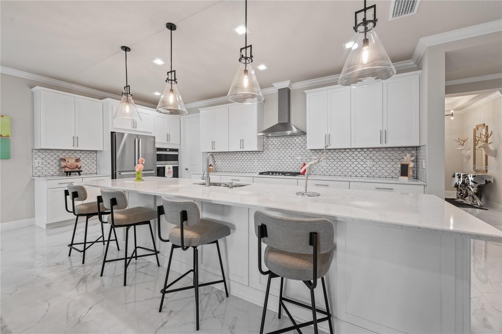 5697 Long Shore Loop Property Photo 7