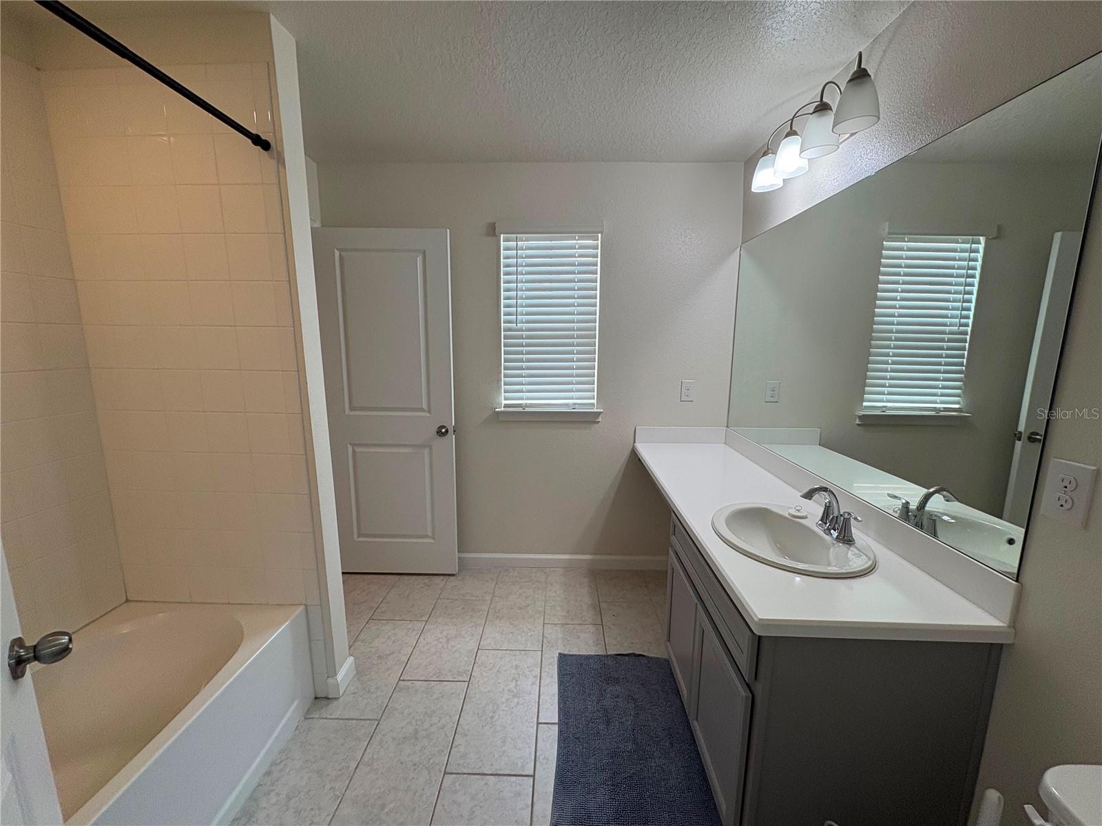 5553 Pleasantview Ct Property Photo 20