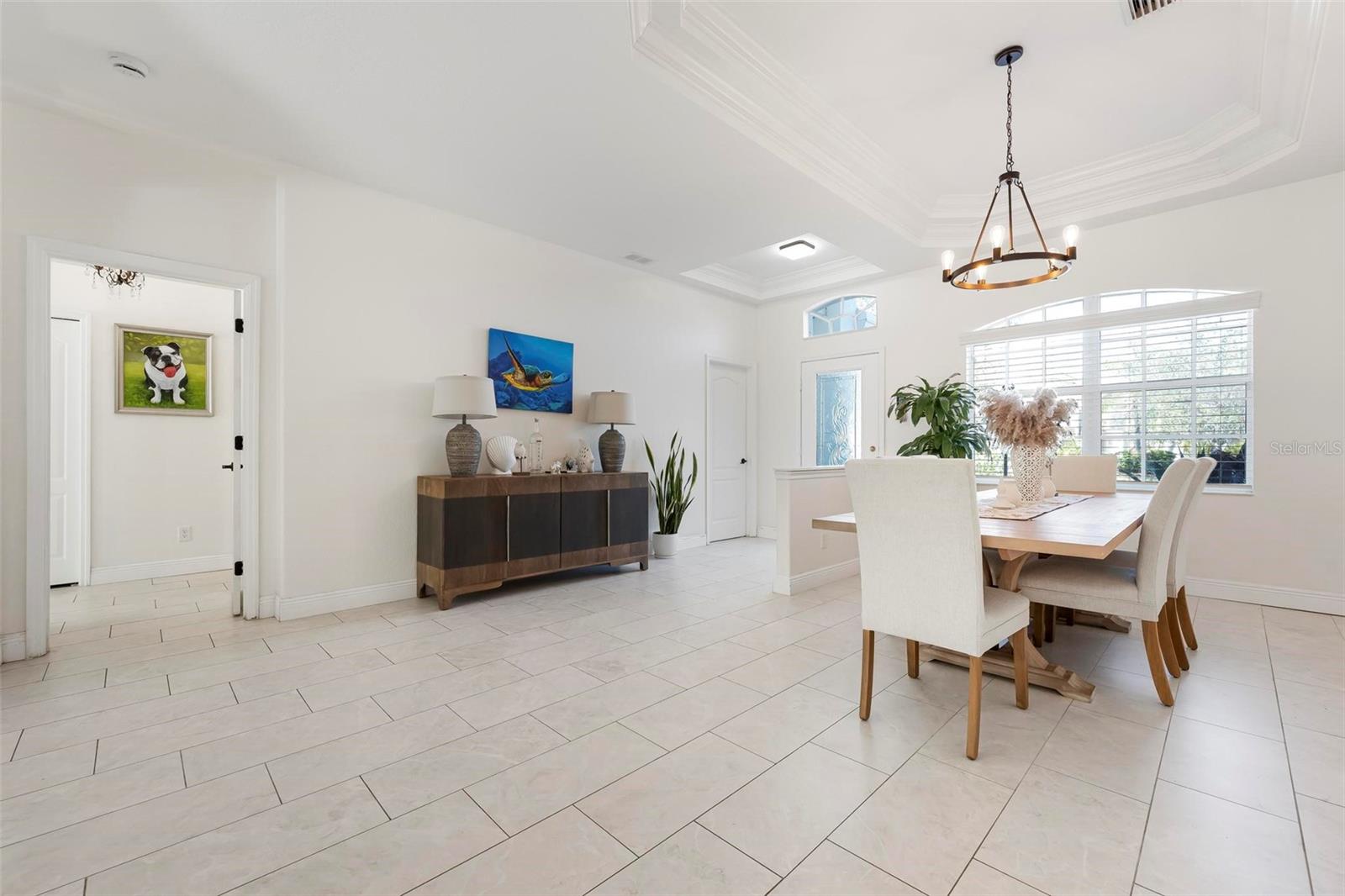 404 Golden Harbour Trl Property Photo 6