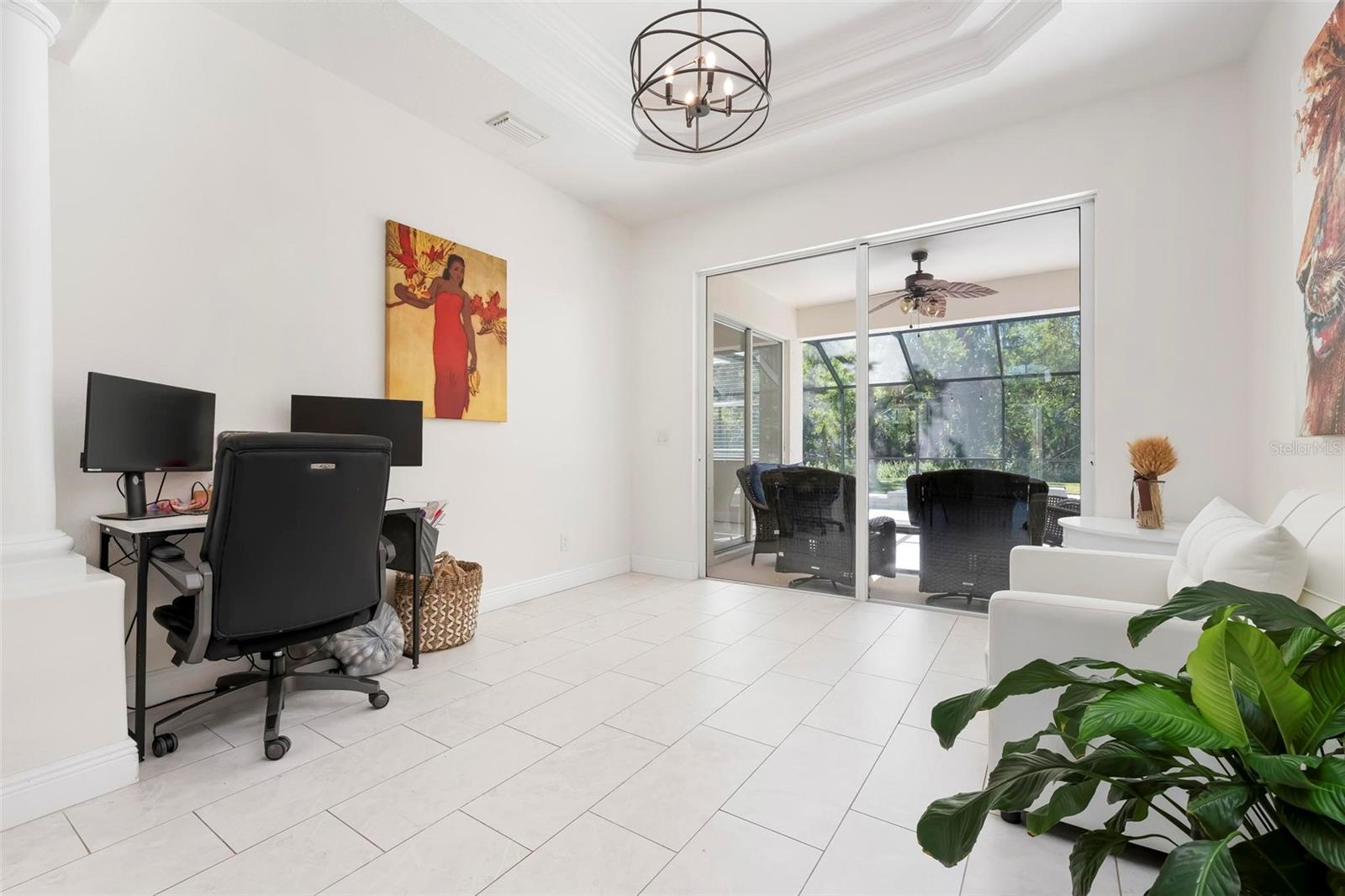404 Golden Harbour Trl Property Photo 8