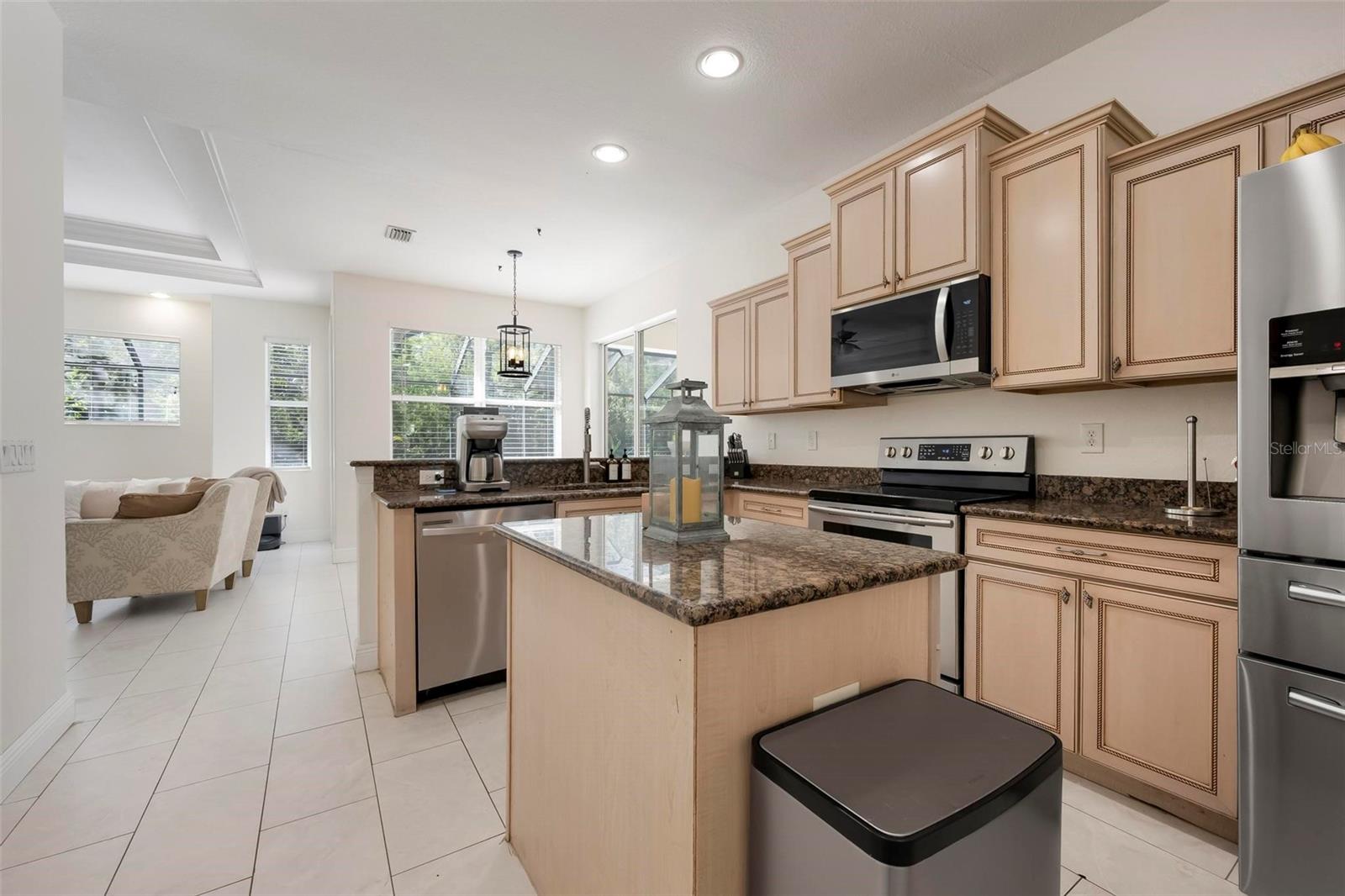 404 Golden Harbour Trl Property Photo 13