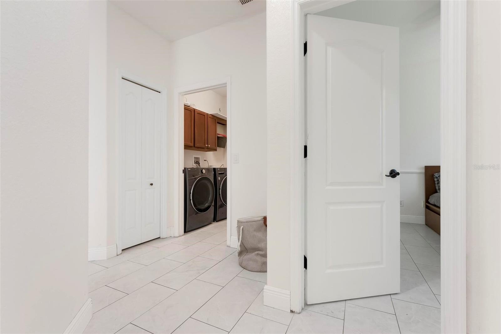 404 Golden Harbour Trl Property Photo 31