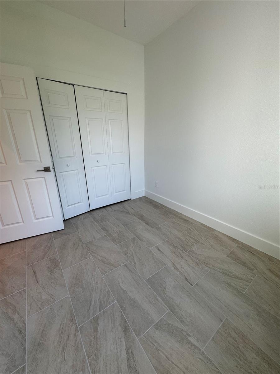 10490 Pendleton Ave Property Photo 4