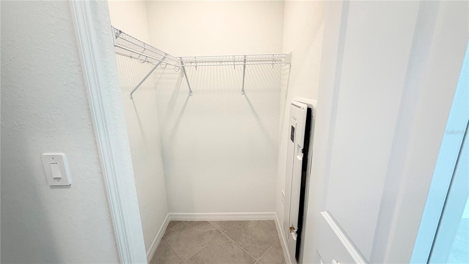 19116 Scallop Loop #104 Property Photo 8
