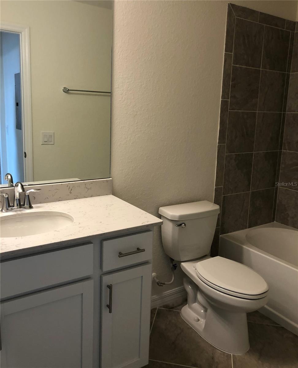 1010 Tidewater Shores Loop #206 Property Photo 10