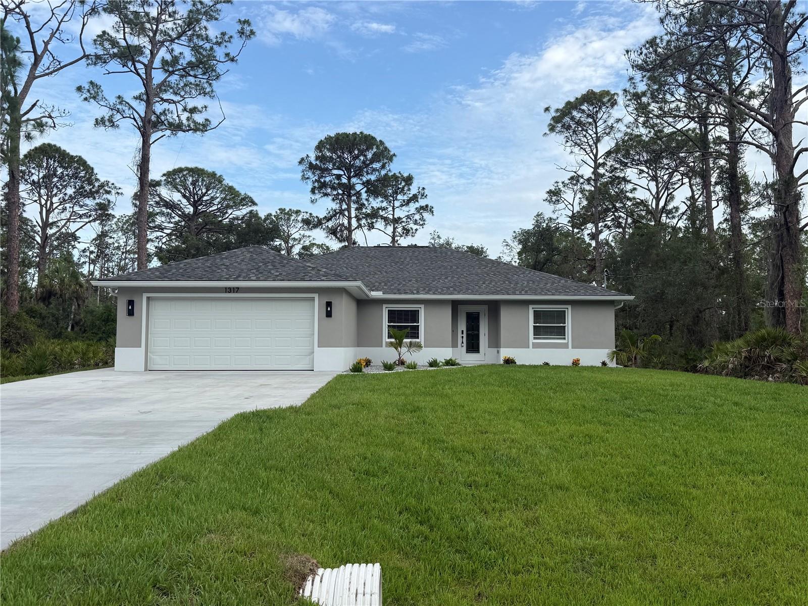 1317 BISCAYNE DR Property Photo 1