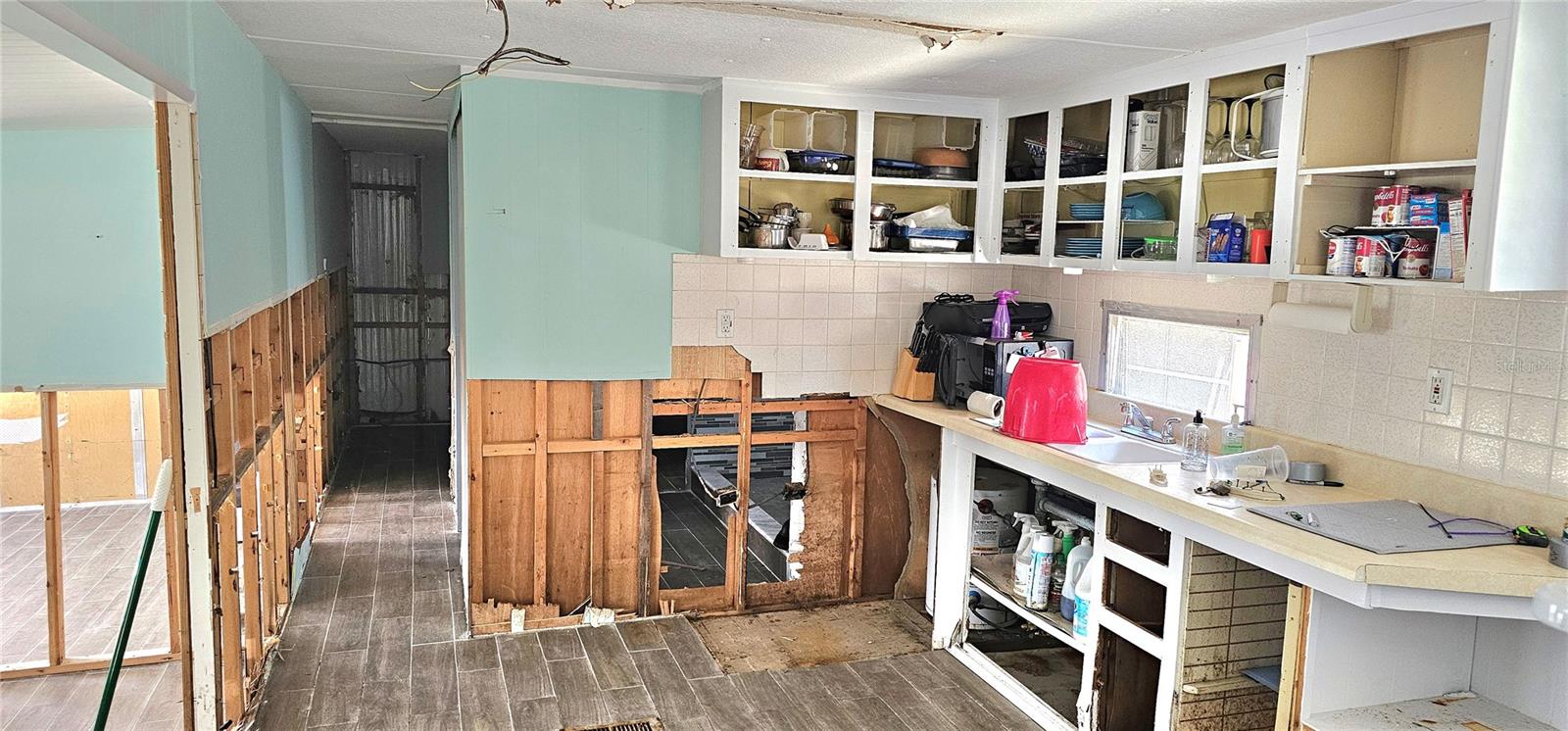 41 2nd St Property Photo 6