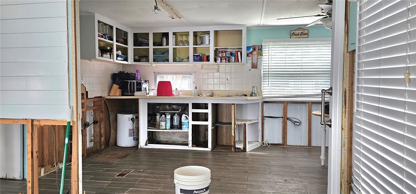 41 2nd St Property Photo 8