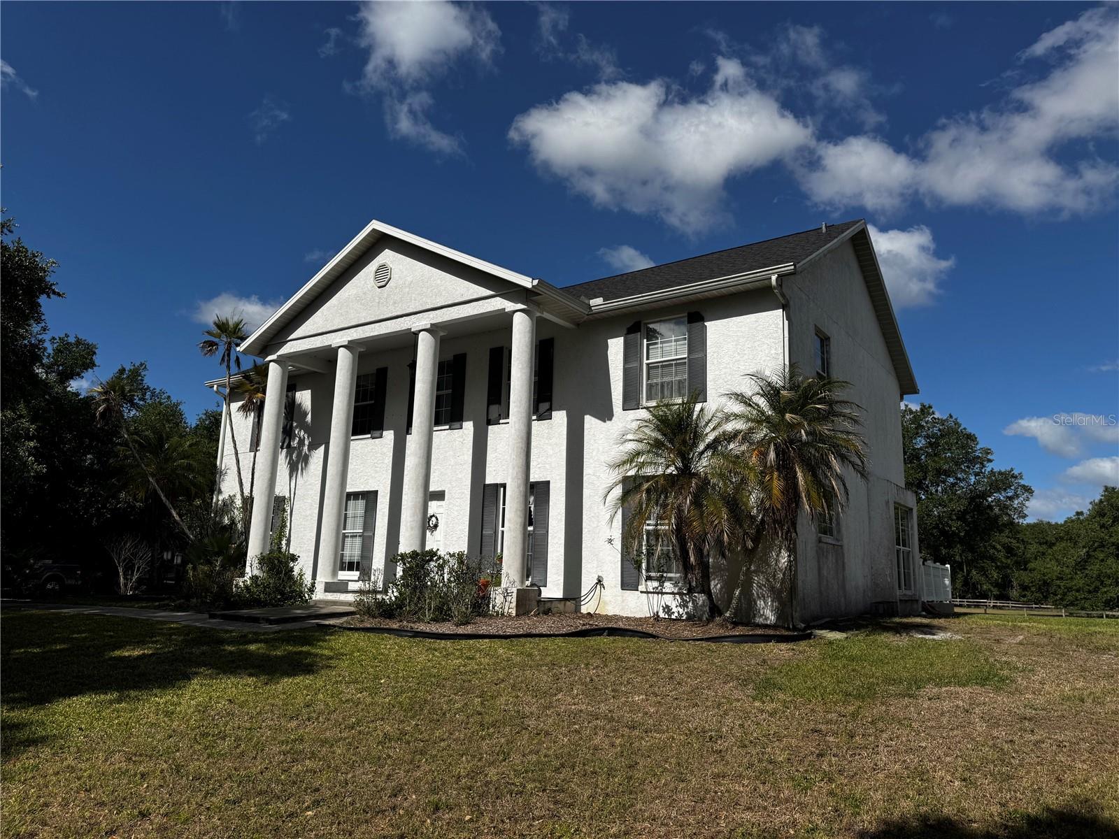 1701 Bern Creek Loop Property Photo 2